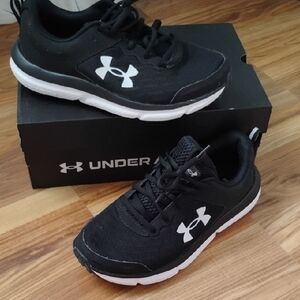 Under Armour Black and White Running Shoes